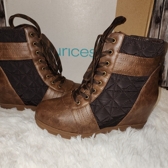 BNWT wedge booties - Picture 2 of 3